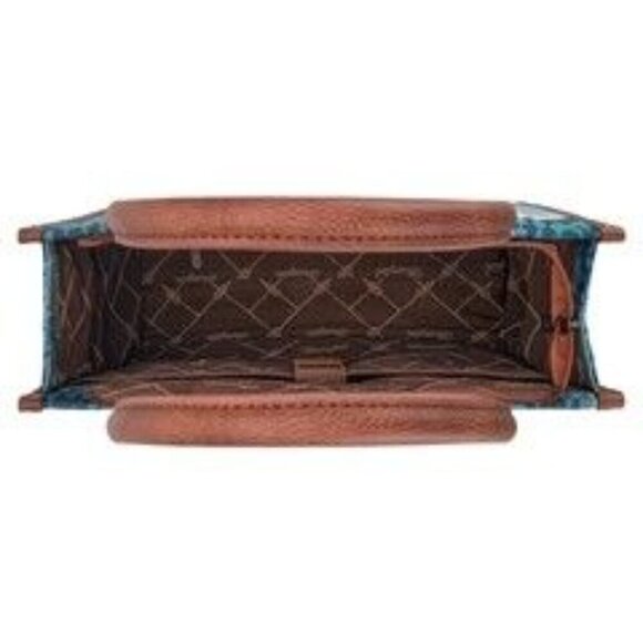 Wrangler Southwestern Pattern Dual Sided Print Concealed Carry Wide Tote - Picture 14 of 14
